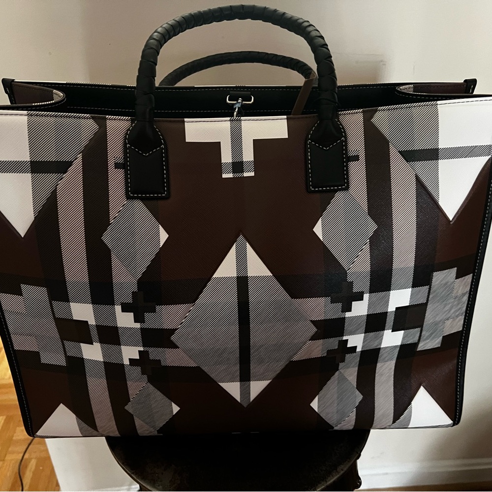 Large Burberry Tote